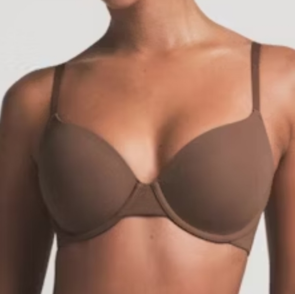 NEW SKIMS Fits Everybody T-Shirt Bra (Jasper) - SKIMS